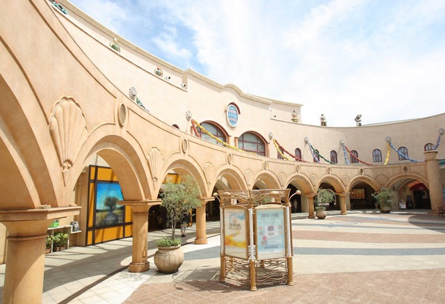 「イクスピアリ」は、東京ディズニーランド、東京ディズニーシーから一番近いショッピングモール