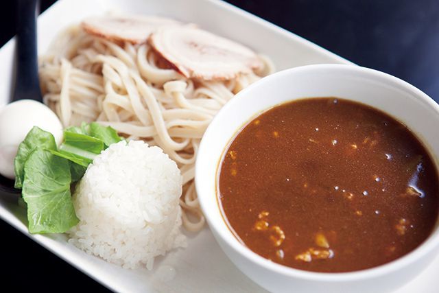 中華屋カレー／Heaven’s kitchen 玲音（高田馬場）　カレーつけめん 850円