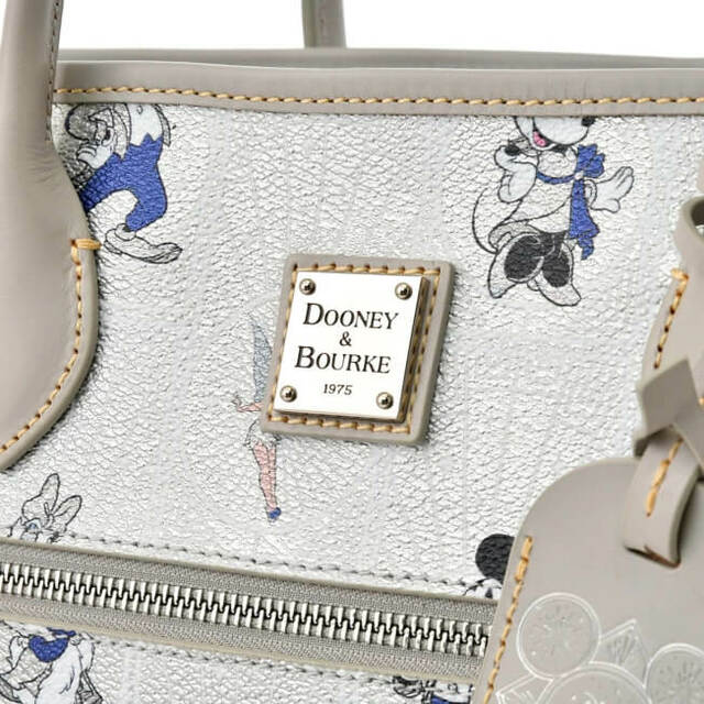 【Dooney ＆ Bourke】ディズニーキャラクター トートバッグ The Disney100 Platinum Celebration Collection 51,700円