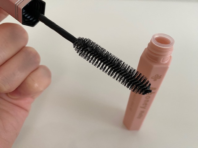 梅雨時は毎日使う」の決定です…！【前髪キープグッズ】おすすめ5選（2