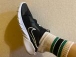 【NIKE　フレックス ランナー 2】24cmサイズで片足約190g！（筆者実測）驚きの軽さで足がラクです