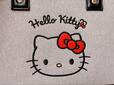 【ハローキティ チャーム付きスクエア2WAYバッグ】キティちゃんの大人かわいいデザイン。背面はシンプルな無地です
