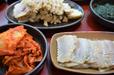木浦の全羅道料理専門店で食べた三合（エイと豚肉とキムチ）