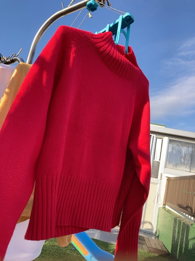 【ロペピクニック　ハイネックラグランニットプルオーバー】洗濯後。縮みやヨレも気になりませんでした！