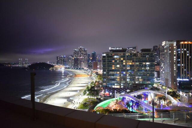 ロッテホテルの最高峰「シグニエル釜山」から見た海雲台リゾートの夜景