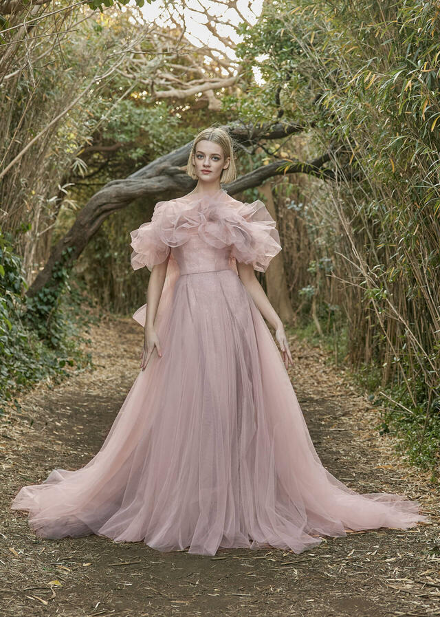 クラウディア｜「K.RANNE-クランネ-」新作ウェディングドレス｜KNE0044_Pink