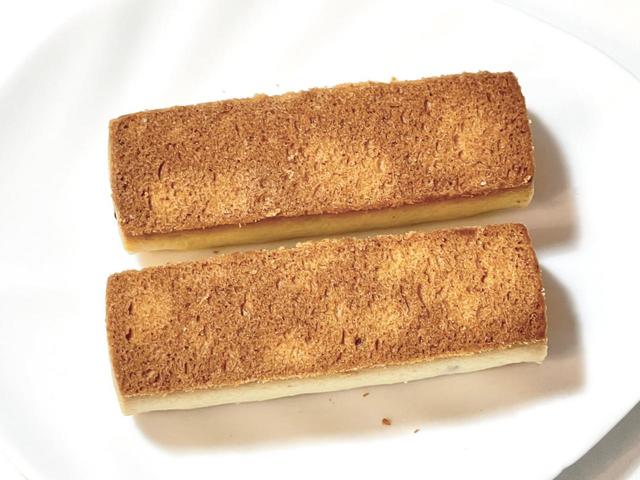 「カロリーメイト ブロック バニラ味」中身　裏面