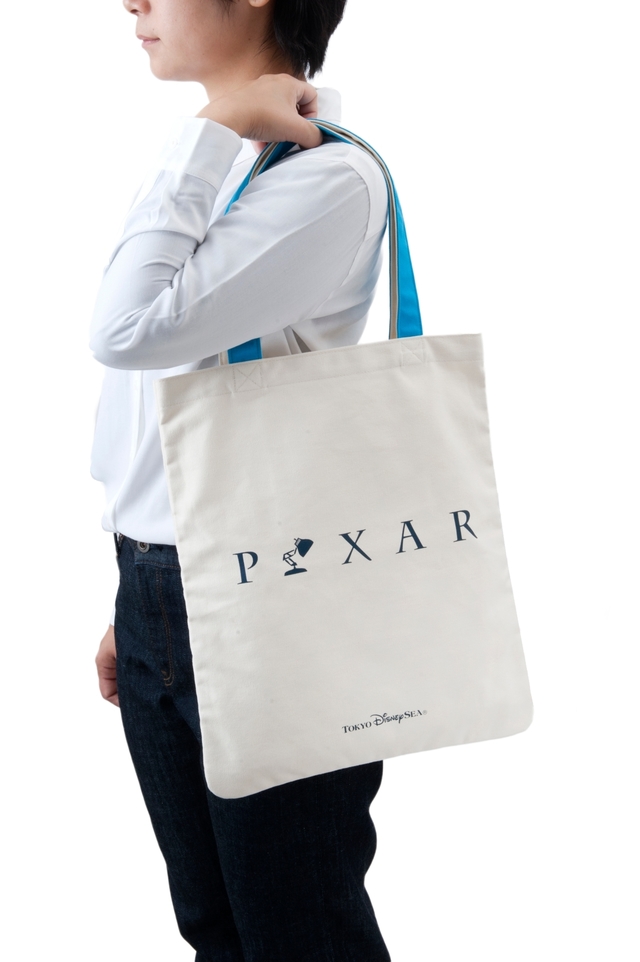 トートバッグ 1,900円|東京ディズニーシー「ピクサー・プレイタイム」