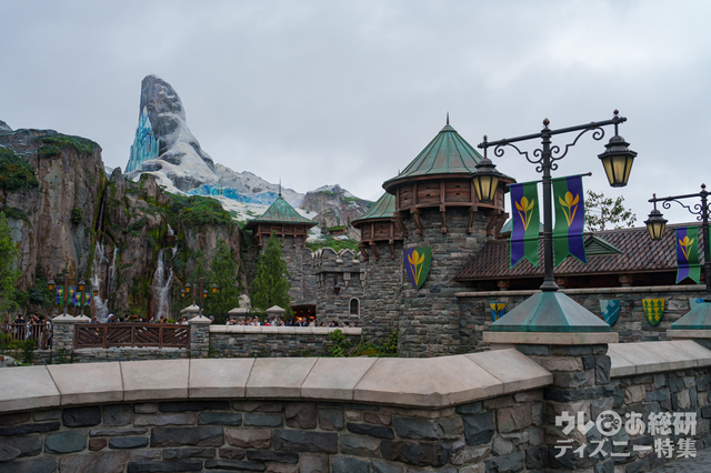 東京ディズニーシー「ファンタジースプリングス」内「フローズンキングダム」