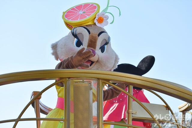 東京ディズニーランド「イッツ・ア・スウィーツフルタイム！」の模様：「ディズニー・パルパルーザ」第3弾「ヴァネロペのスウィーツ・ポップ・ワールド」