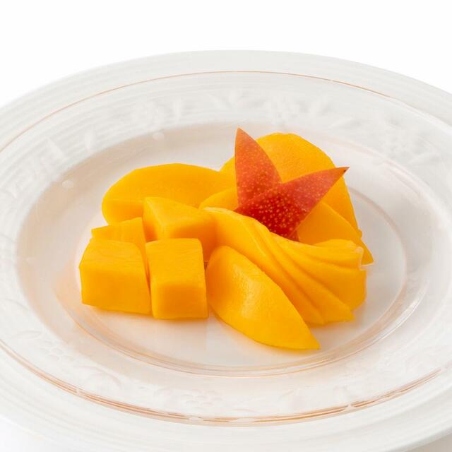 宮崎マンゴーのカットフルーツ　税込￥2200（本体価格￥2000）