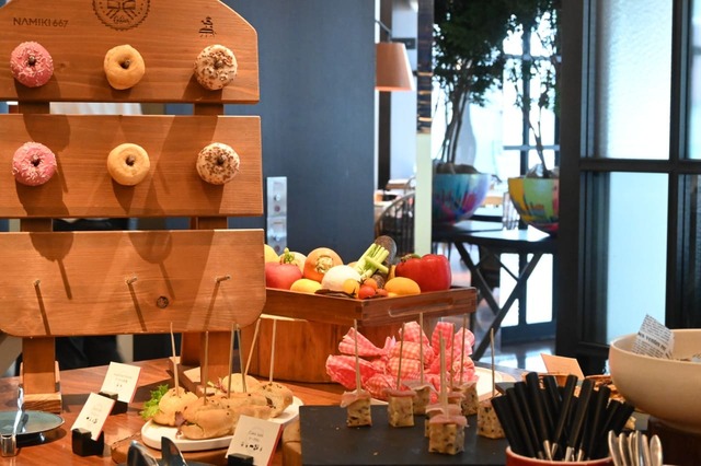 【Weekend Brunch Buffet】バラエティ豊かなビュッフェ台
