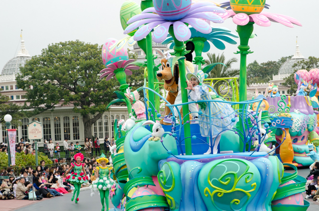 東京ディズニーランド ディズニー・イースター「ヒッピティ・ホッピティ・スプリングタイム」 ©Disney
