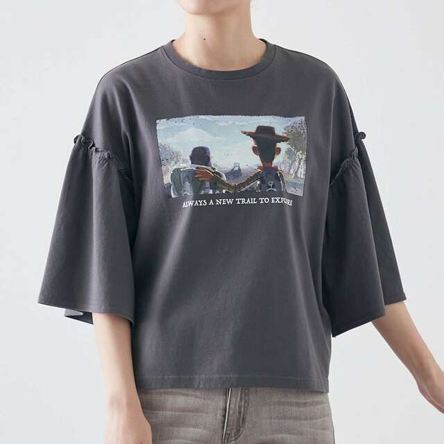 袖フレアTシャツ 「トイ・ストーリー」｜￥ 3,490 （税込）