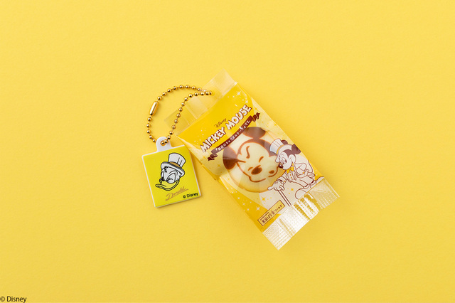 ミッキーマウス/「銀座のキャラメルケーキ」です。 スクイーズマスコット