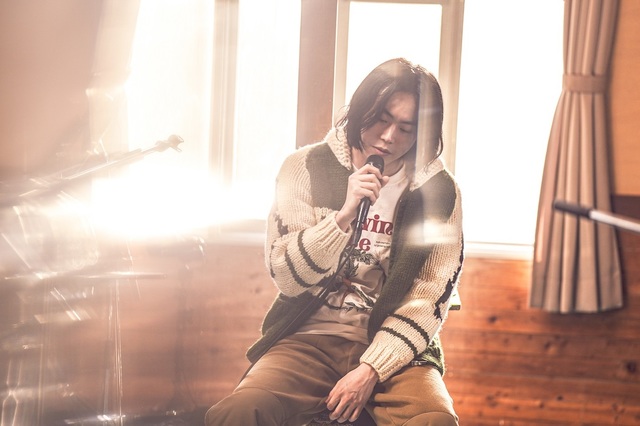 『菅田将暉 LIVE STREAMING VOL.2』より Photo:上飯坂一