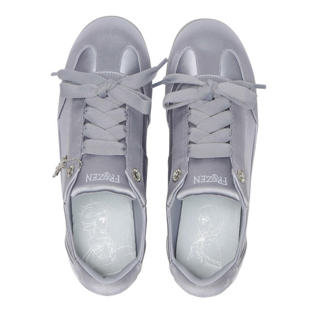 バレエタイプスニーカー 9,350円｜ABCマート「ディズニー フローズン アート コレクション BY 中川翔子」