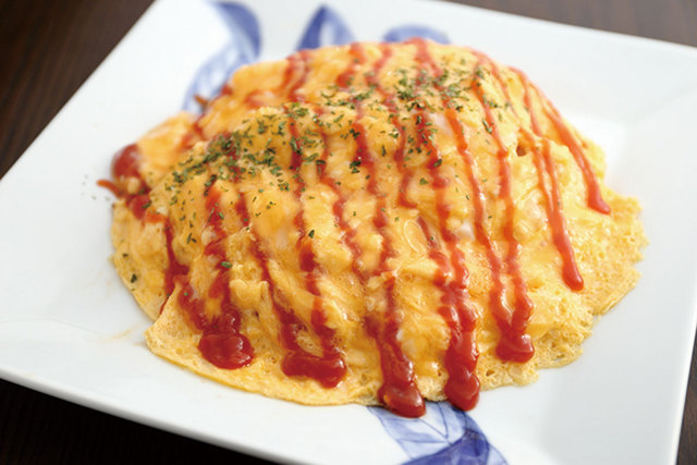 カフェ ハーモニー（水天宮前）　オムライス700円