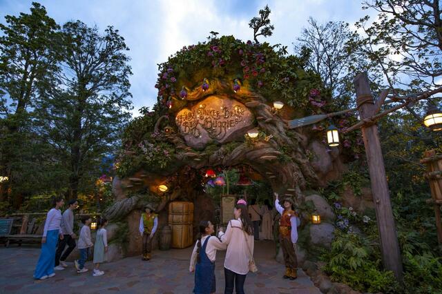 東京ディズニーシー「ファンタジースプリングス」内「フェアリー・ティンカーベルのビジーバギー」