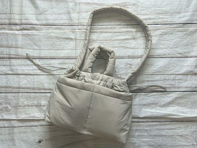 ものを入れてみました！コロンとしたフォルムがかわいい♪