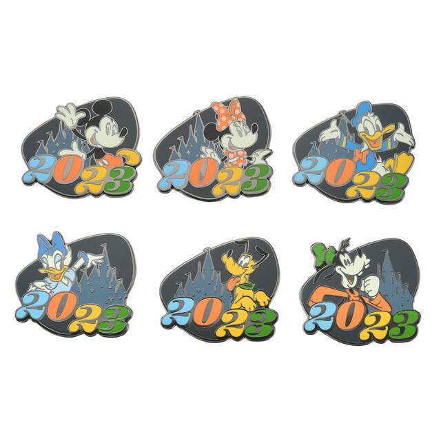 ミッキー&フレンズ ピンバッジ セット DATED 2023 3,520円