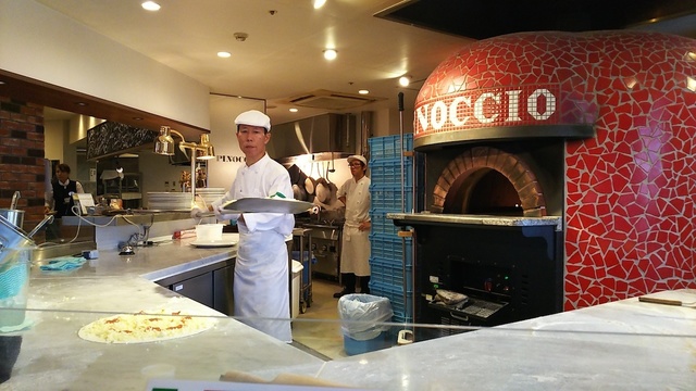 レストラン ピノキオ(ピザ・パスタ)