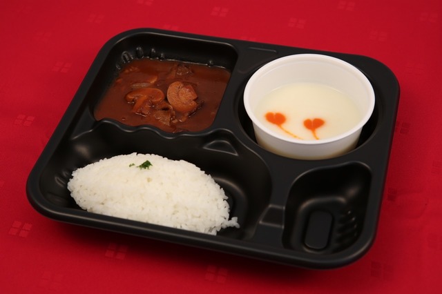 笄軒『和牛ハヤシライスとビシソワーズスープ』