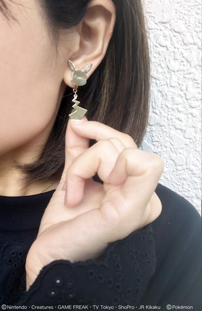 アナスイ ポケモンコラボピアス かわいい ANNA SUI アナスイ ピカチュウ ピアス 箱付き コラボ