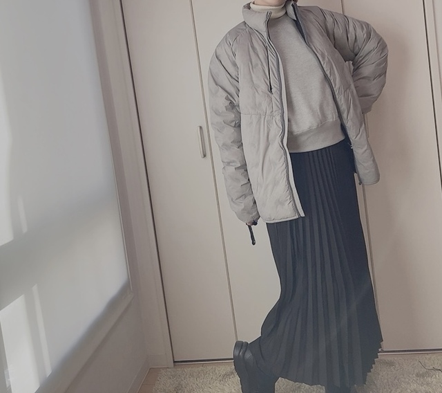 【ワークマン REPAIR-TECH(R)(リペアテック)洗えるフュージョンダウンシームレスミドルワークジャンパー】日常使いしやすいデザイン