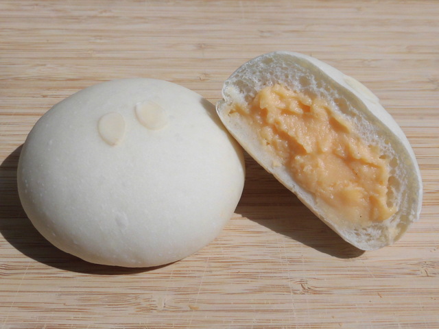 ブーランジェリーアツシ「もちもちクリームパン　」