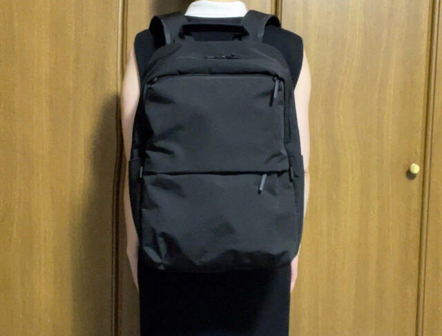 身長155cmの筆者が背負ってみました