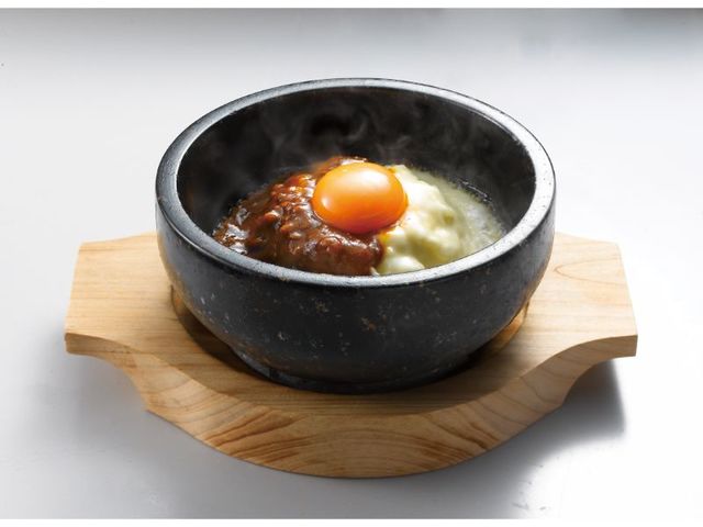 とろ～りチーズの石焼キーマカレー