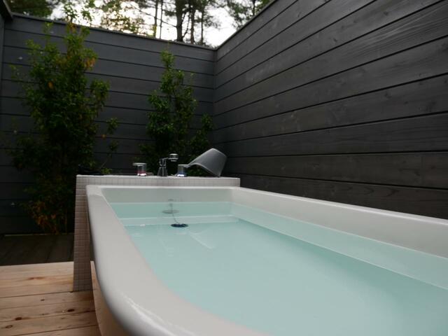 客室温泉露天風呂