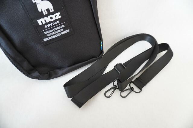 最長125cmまで伸びるショルダーストラップ