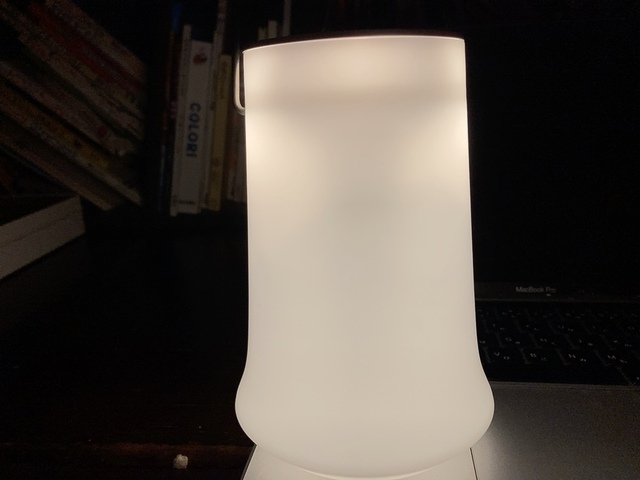 【ニトリ ランタンになるコードレス加湿器】ふんわりした明かりが深夜にちょうどいい