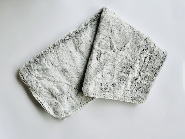 【ダイソー】ブランケット　グラデーション　エコファー