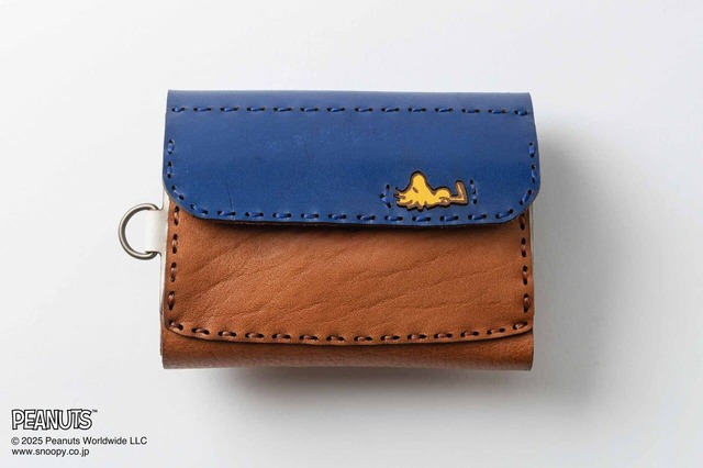 【PEANUTS×OJAGA DESIGN】ショートウォレット [SLEEPING SNOOPY]／裏面ではウッドストックも一緒にお昼寝？