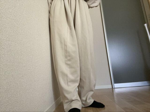 【ユニクロ スウェットギャザーパンツ】Sサイズでもじゅうぶん丈は長め