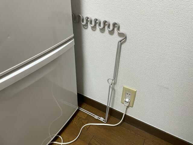 【ニトリ デコホーム 分別ゴミ袋スタンド】冷蔵庫横のスキマにジャストフィット