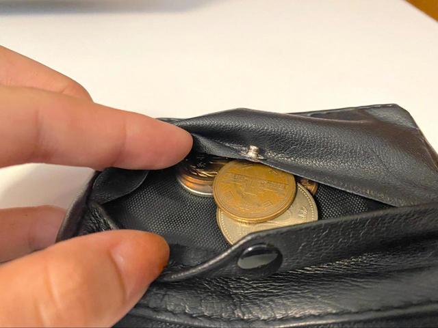 【Can Do レザーコイン＆キーケース】小銭を入れられるポケットもあります