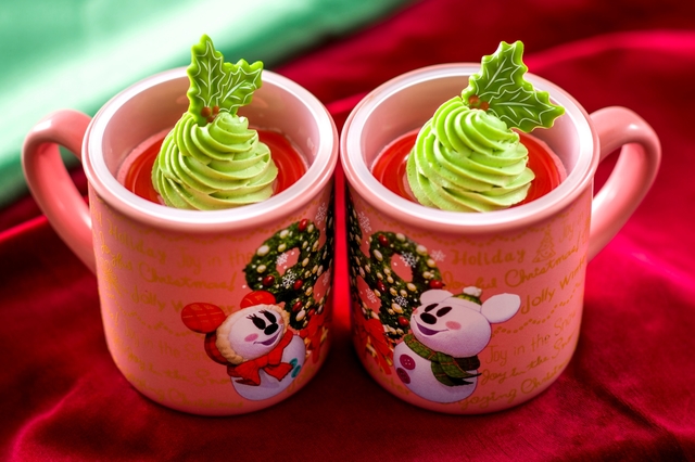 ラズベリー＆チョコレートムース、スーベニアカップ付き1個￥750