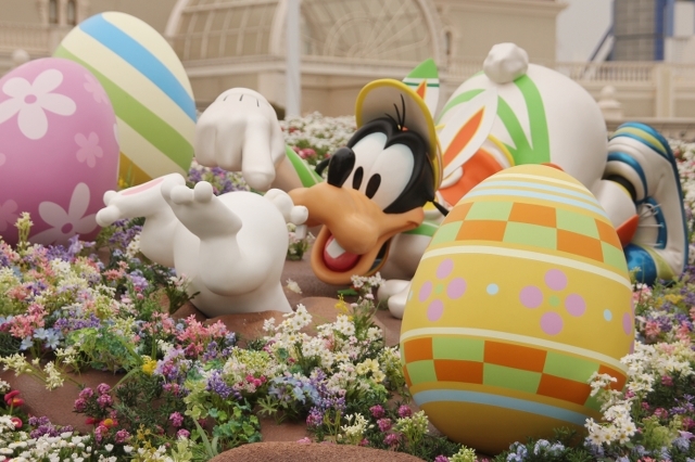 25 フォトロケーション グーフィー イースターバニー ©Disney