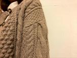 【GU（ジーユー） ケーブルコクーンカーディガン】袖はだぼっとしています