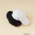 【ミッフィー×OPAQUE.CLIP】【miffy】刺繍入りキャップ　¥3,979／シロにはクロ色の刺繍、クロにはゴールド色の刺繍を施しています