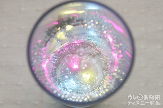 スーベニアタンブラー プラス ¥900｜底の部分が光る