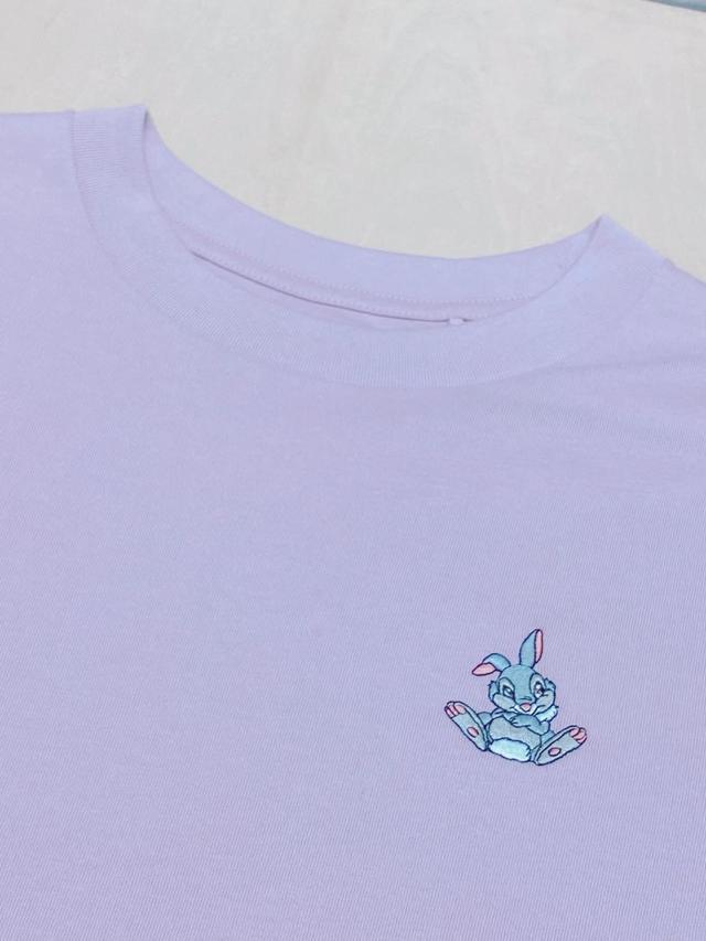 ライトパープルにワンポイント刺繍が大人かわいい!