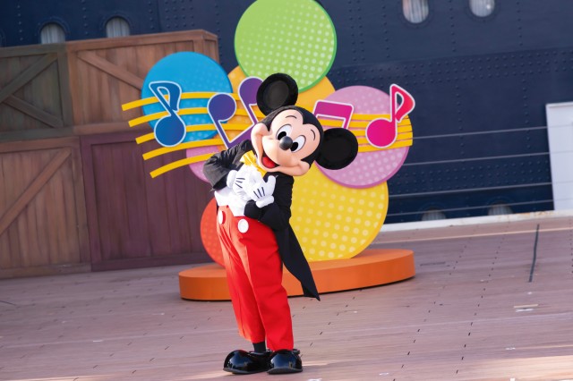 「ジャンボリミッキー！レッツ・ダンス！」|東京ディズニーシー