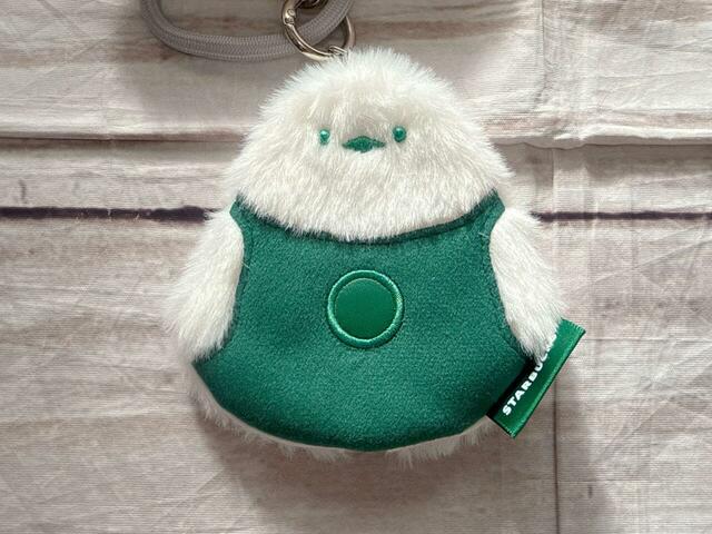 なんともキュートなシマエナガのダイカットデザイン♪