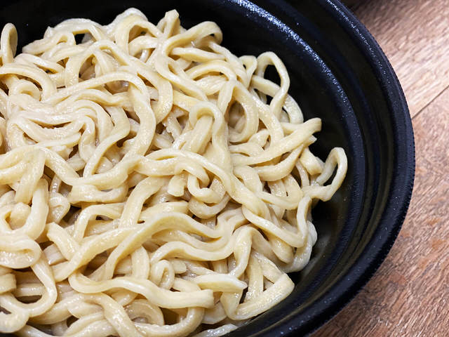 野郎ラーメン／麺の歯ごたえが凄い！