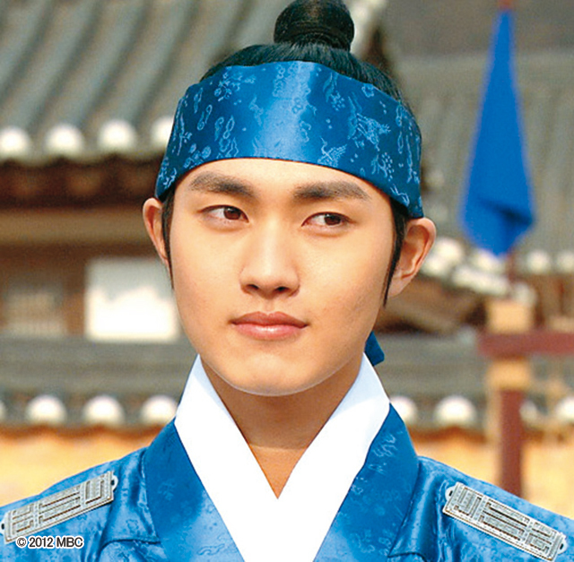 『太陽を抱く月』イ・ミンホ　© 2012 MBC